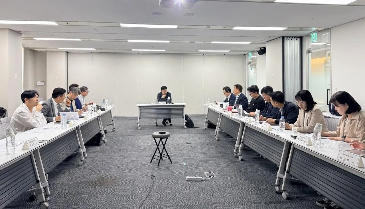 기본 보안의 강화와 AI 기반 보안 자동화 게시물에 첨부된 사진