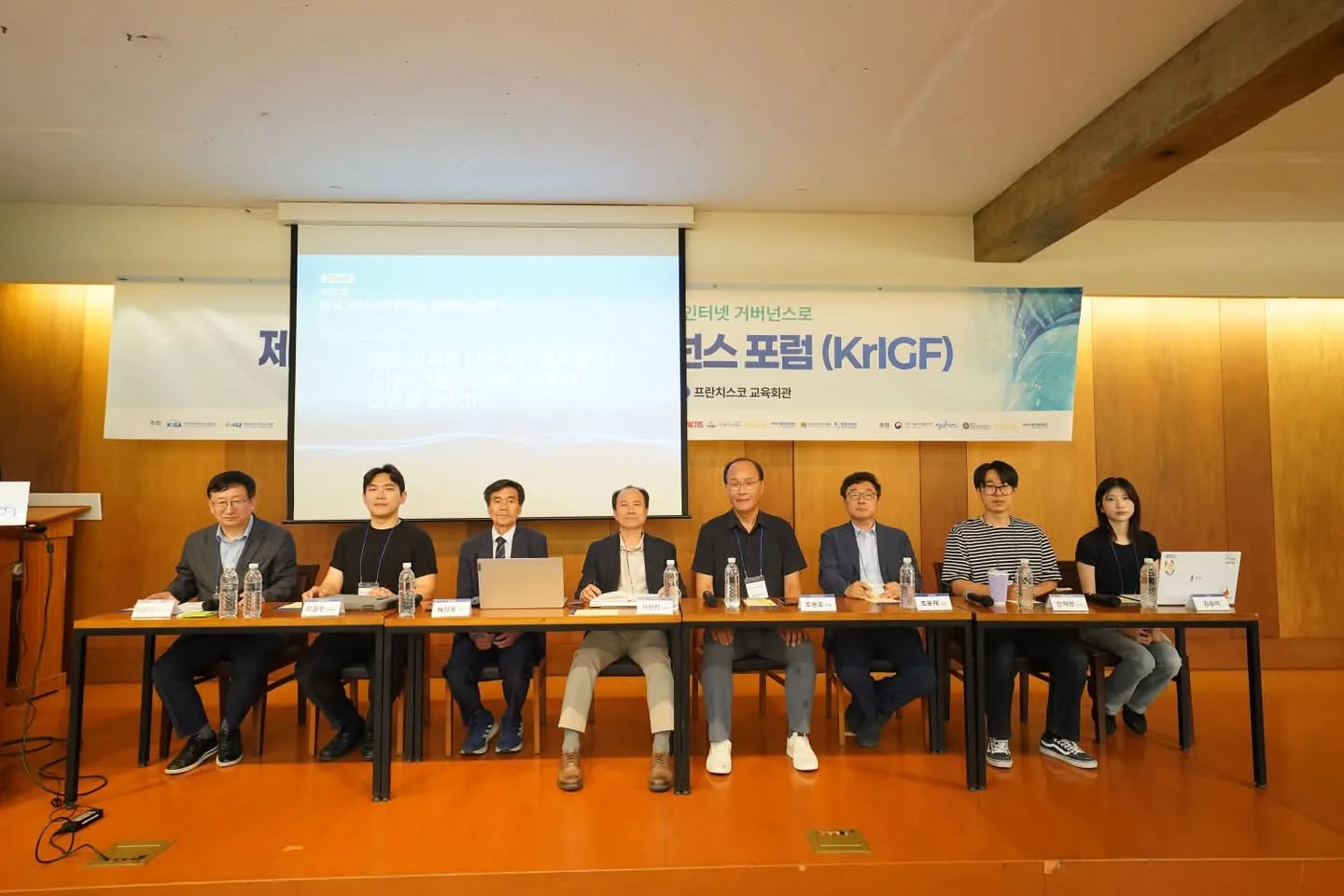 피지컬 AI는 인터넷 거버넌스의 새로운 전환점 게시물에 첨부된 사진