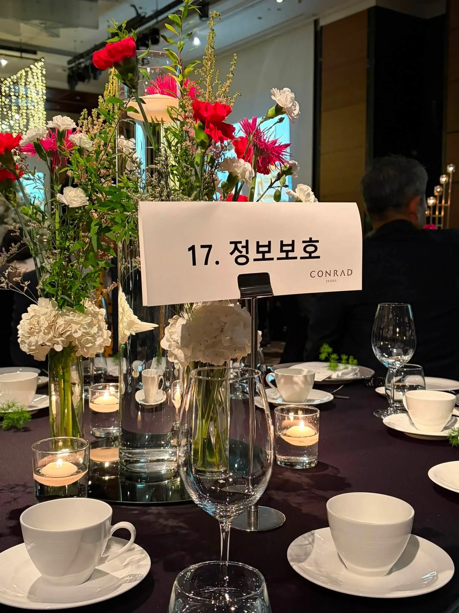 첫 주례를 섰던 커플을 결혼식에서 다시 만났다 첨부 사진 2